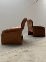COGNAC LEATHER SEATING GROUP ARMCHAIR SOFA OTTOMAN IM THE STYLE OF DE SEDE, 1980s