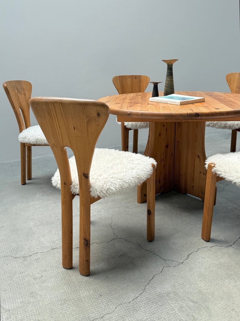 NIELS KOEFOED DINING TABLE & 6 CHAIRS PINE SHEEP, DENMARK 1980s