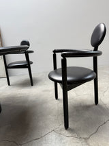 VICO MAGISTRETTI „PAN“ 4 LEATHER DINING CHAIRS & ERWIN NAGEL „QUADRONDO“ DINING TABLE ASH WOOD, 1980s