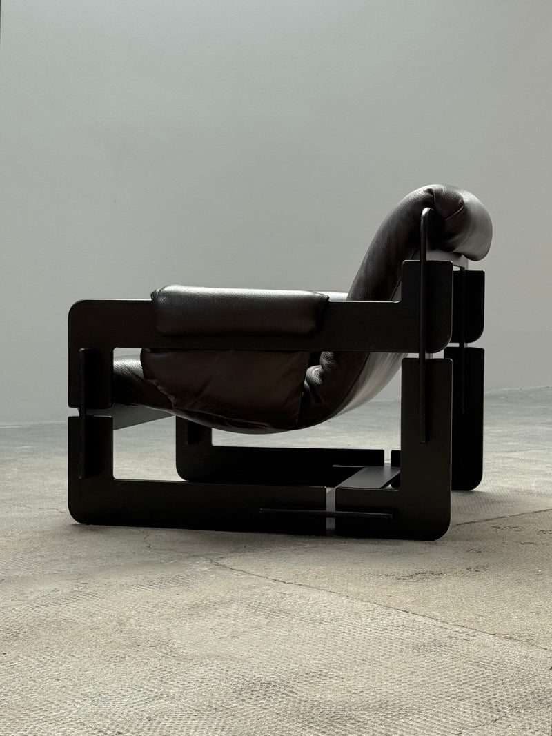 ARNE JACOBSEN FOR ASKO „ROVER“ ARMCHAIRS LEATHER ASH WOOD, FINLAND 1960s