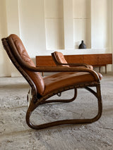 IKEA „BADEN“ BAMBOO COGNAC LEATHER SEATING GROUP 2 ARMCHAIRS, SOFA & COFFEE TABLE, SWEDEN 1970s