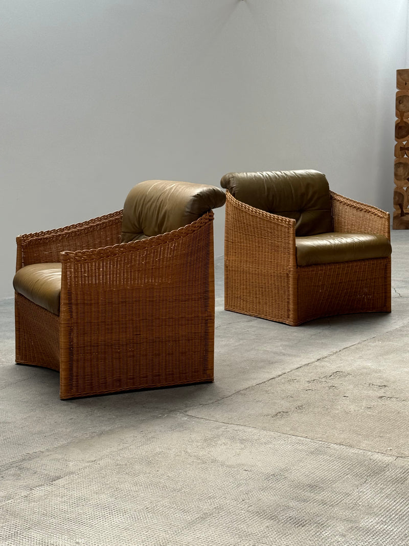 SET OF 2 RATTAN ARMCHAIRS WITH GREEN LEATHER CUSHIONS, FRANCE 1960s