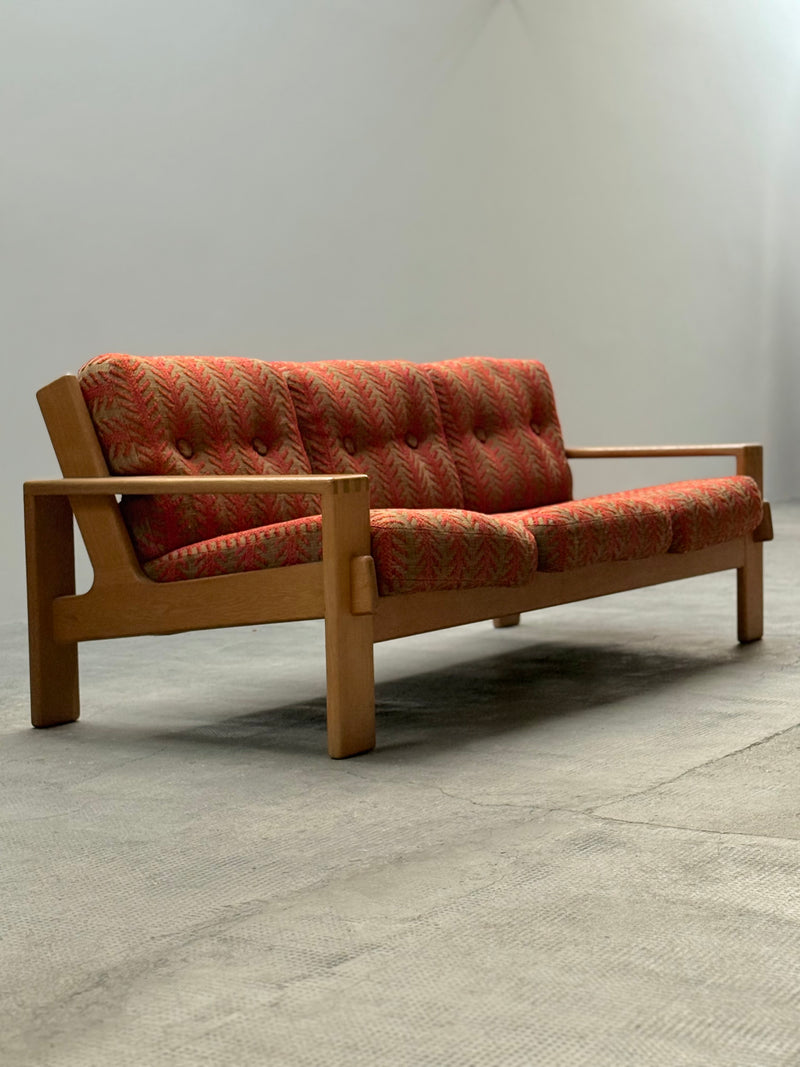 BEAUTIFUL “BONANZA” SOFA IN ITALIAN FABRIC BY ESKO PAJAMIES FOR  ASKO, FINLAND 1970s