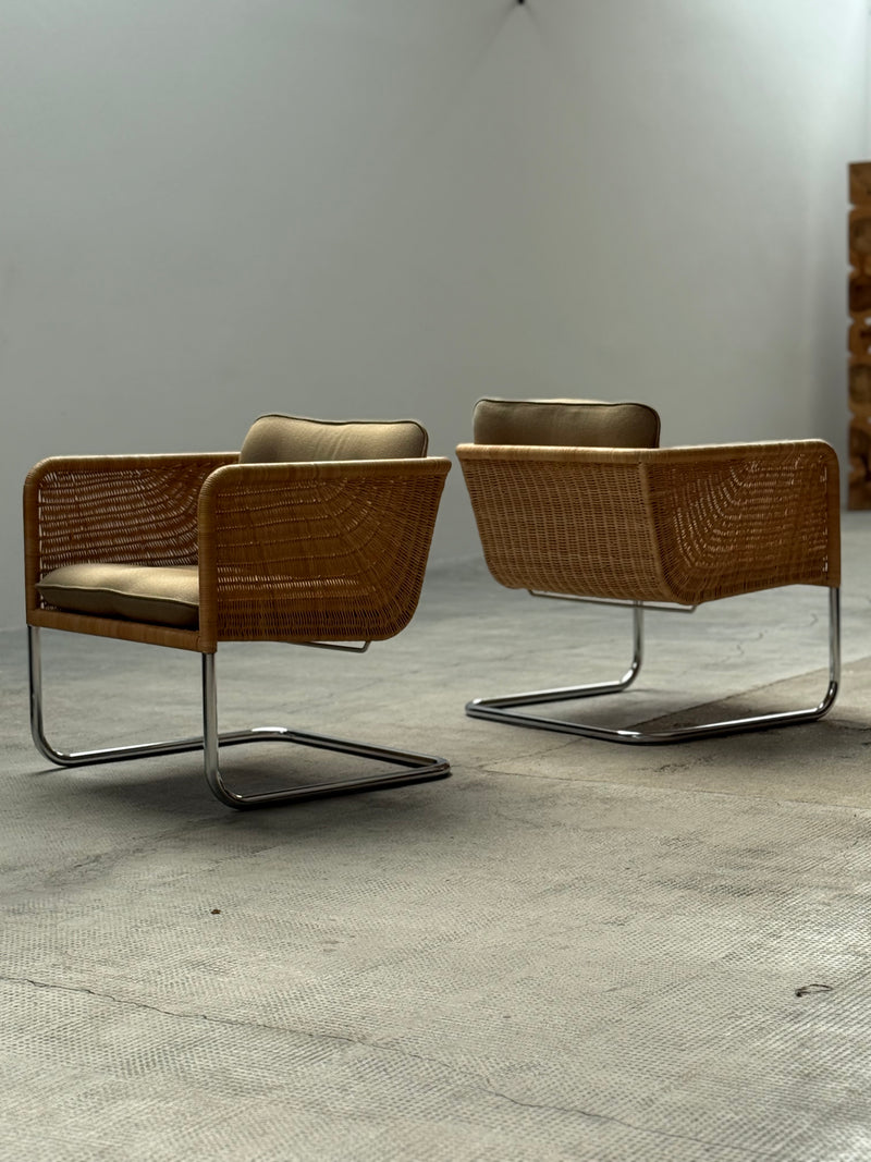WILLIAM DUNKEL FOR TECTA „D44“ KRAGSTUHL CANTILEVER ARMCHAIRS RATTAN CHROME, GERMANY 1960s