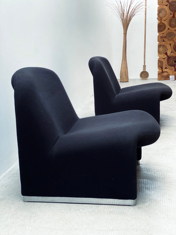 Giancarlo Piretti für Anonima Castelli „Alky“ Lounge Chairs Sessel schwarz Webstoff Italien 1970er Jahre