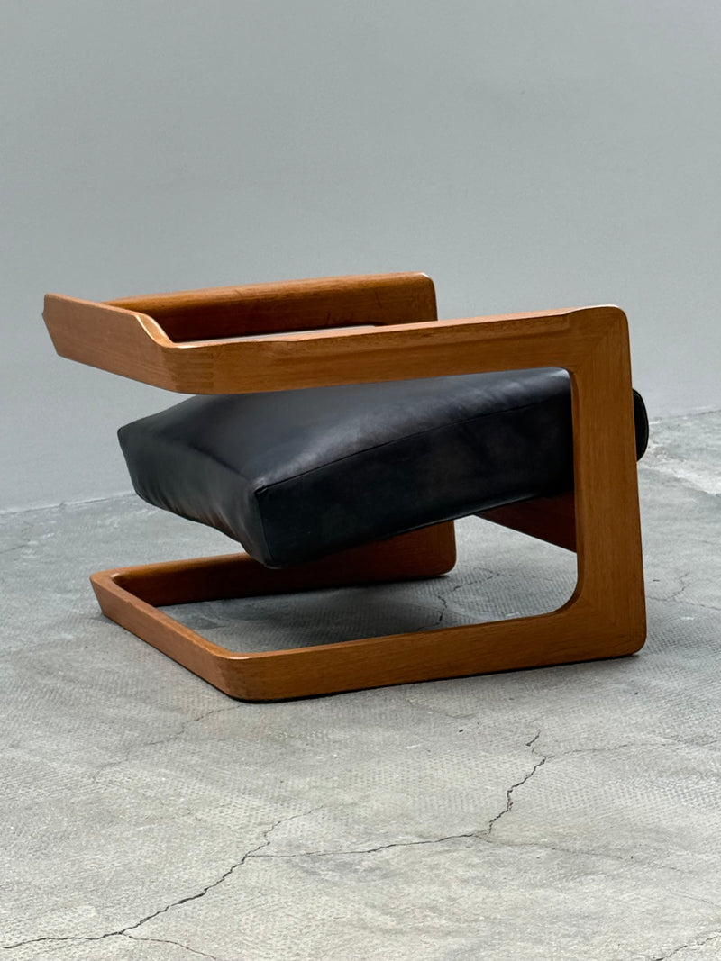 CANTILEVER ARMCHAIR IN THE STYLE OF LOU HEDGES TEAK LEATHER, 1970s