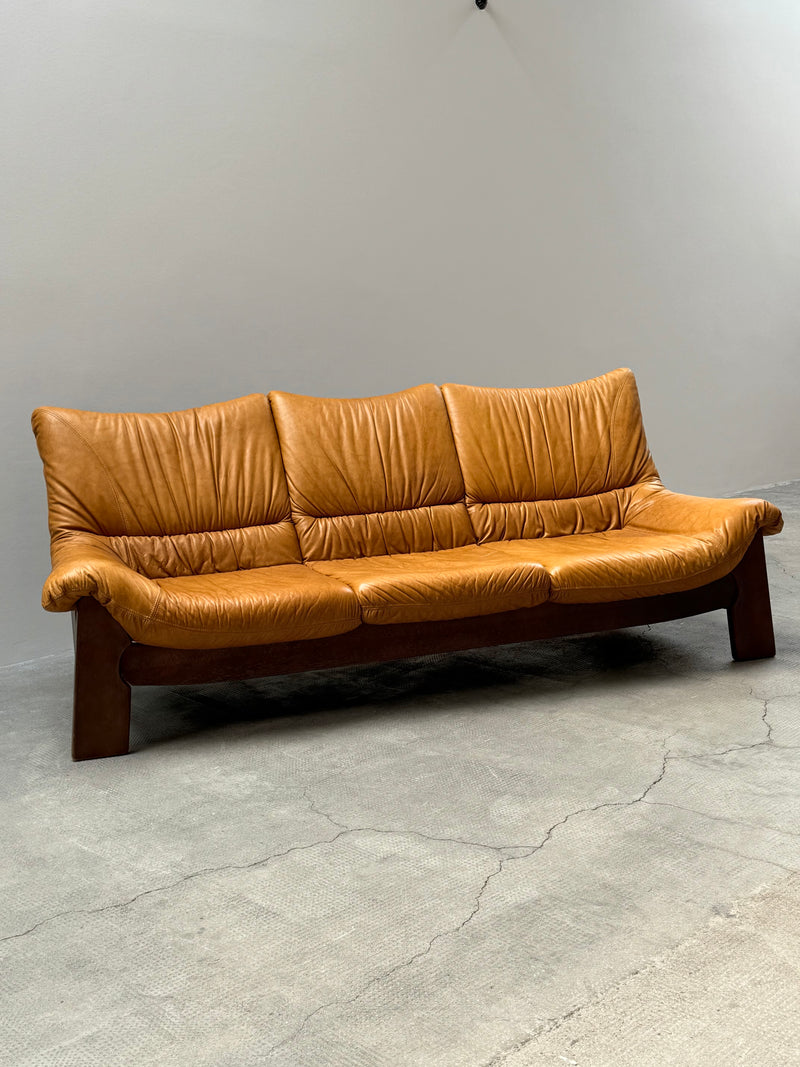 MAISON REGAIN LEATHER OAK ARMCHAIRS & SOFA, FRANCE 1970s