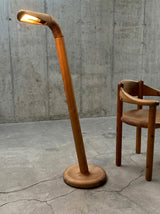 SCANDINAVIAN FLOOR LAMP SOLID PINE WOOD IM THE MANNER OF RAINER DAUMILLER, DENMARK 1970s