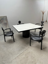 VICO MAGISTRETTI „PAN“ 4 LEATHER DINING CHAIRS & ERWIN NAGEL „QUADRONDO“ DINING TABLE ASH WOOD, 1980s
