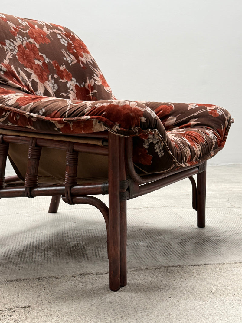 SET OF 2 BAMBOO CHAIRS WITH FLORAL PATTERN & COFFEE TABLE, ITALY 1970s
