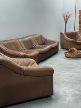 DE SEDE DS-46 BUFFALO LEATHER MODULAR ARMCHAIR, 2-SEATER & 3-SEATER SOFA, SWITZERLAND 1970s
