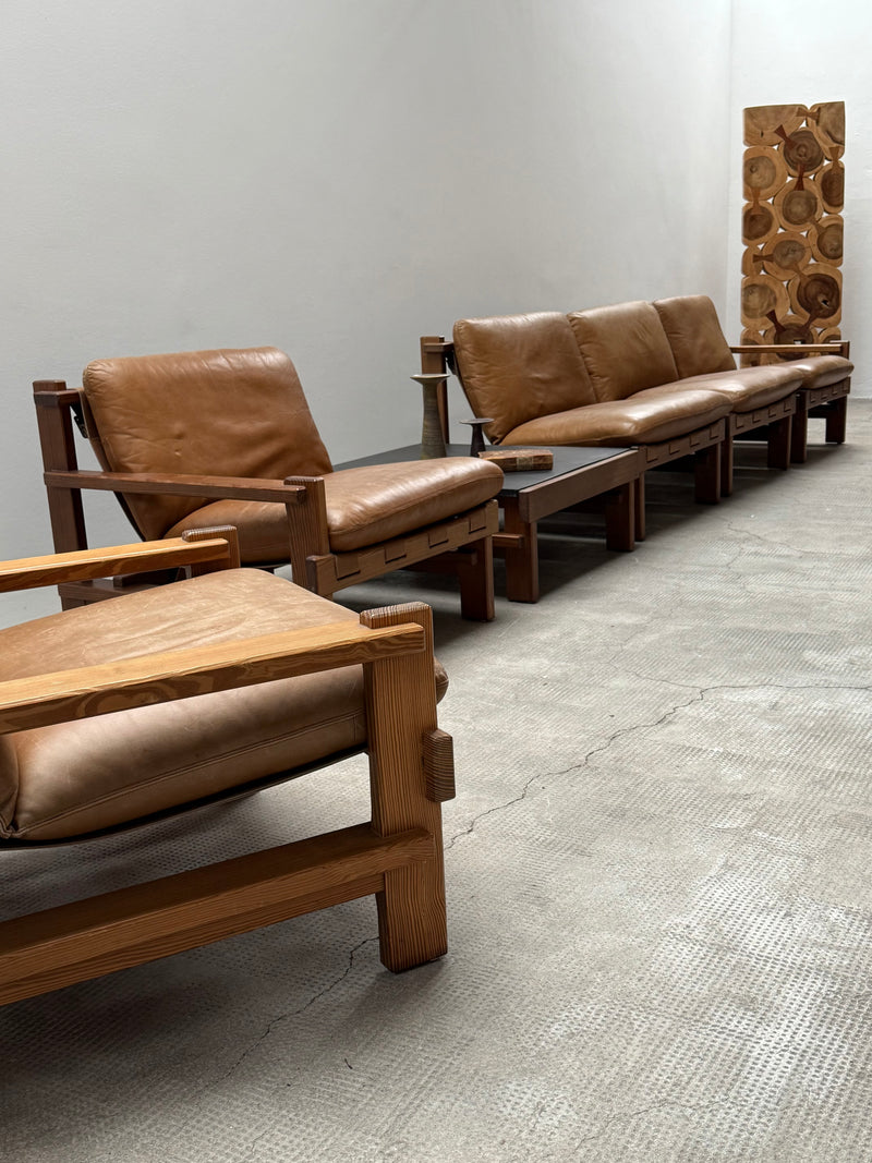 CARL STRAUB MODULAR SEATING GROUP ARMCHAIR COFFEE TABLE IM SOLID PINE WOOD, COGNAC LEATHER, GERMANY 1960s