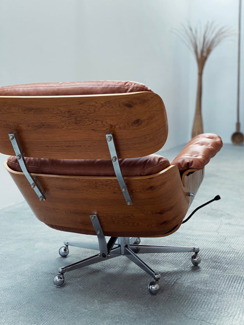 Martin Stoll für Giroflex „Lounge Chair“ mit Ottoman Cognac Leder Chrom Schweiz 1960er Jahre