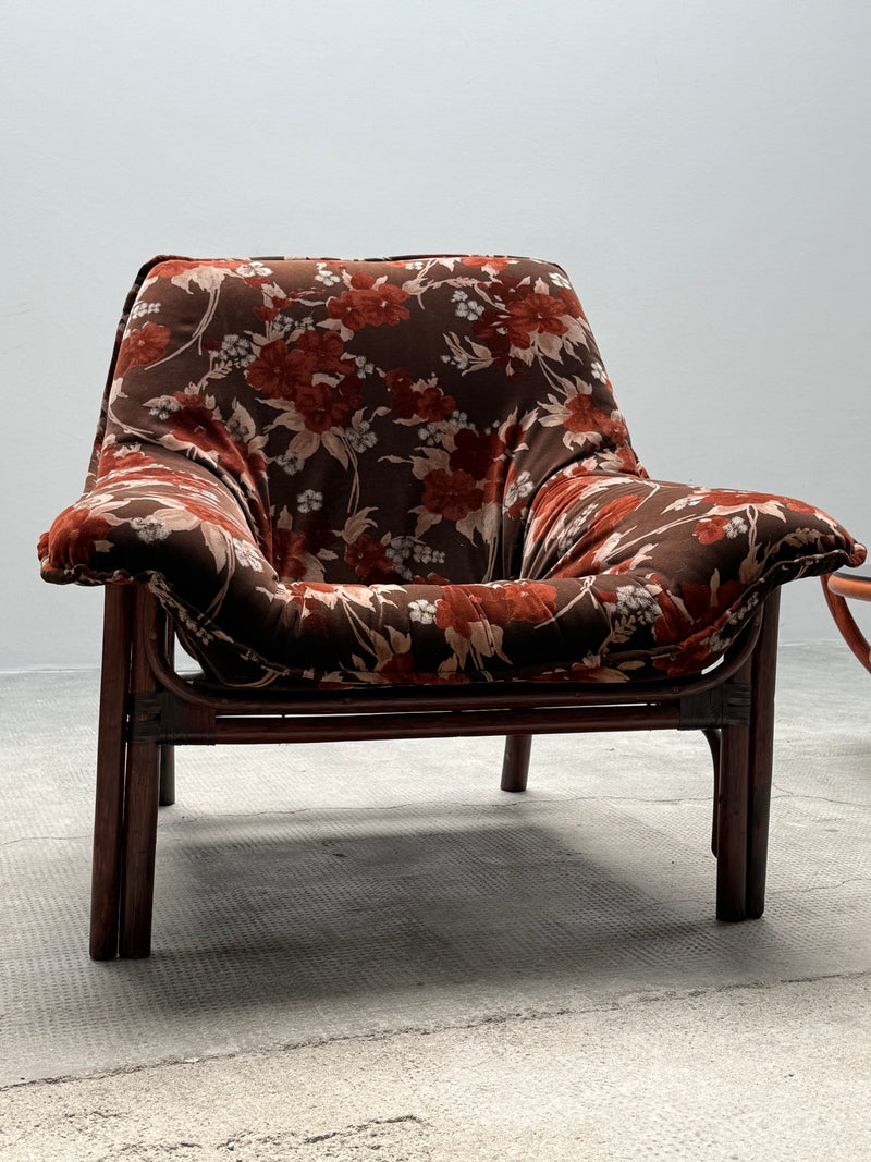 SET OF 2 BAMBOO CHAIRS WITH FLORAL PATTERN & COFFEE TABLE, ITALY 1970s