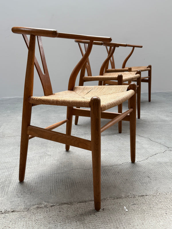 HANS WEGNER FOR CARL HANSEN & SONS „CH24“ WISHBONE CHAIRS OAK PAPERCORD EARLY EDITION, DENMARK 1950S