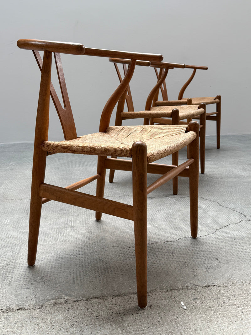 HANS WEGNER FOR CARL HANSEN & SONS „CH24“ WISHBONE CHAIRS OAK PAPERCORD EARLY EDITION, DENMARK 1950S