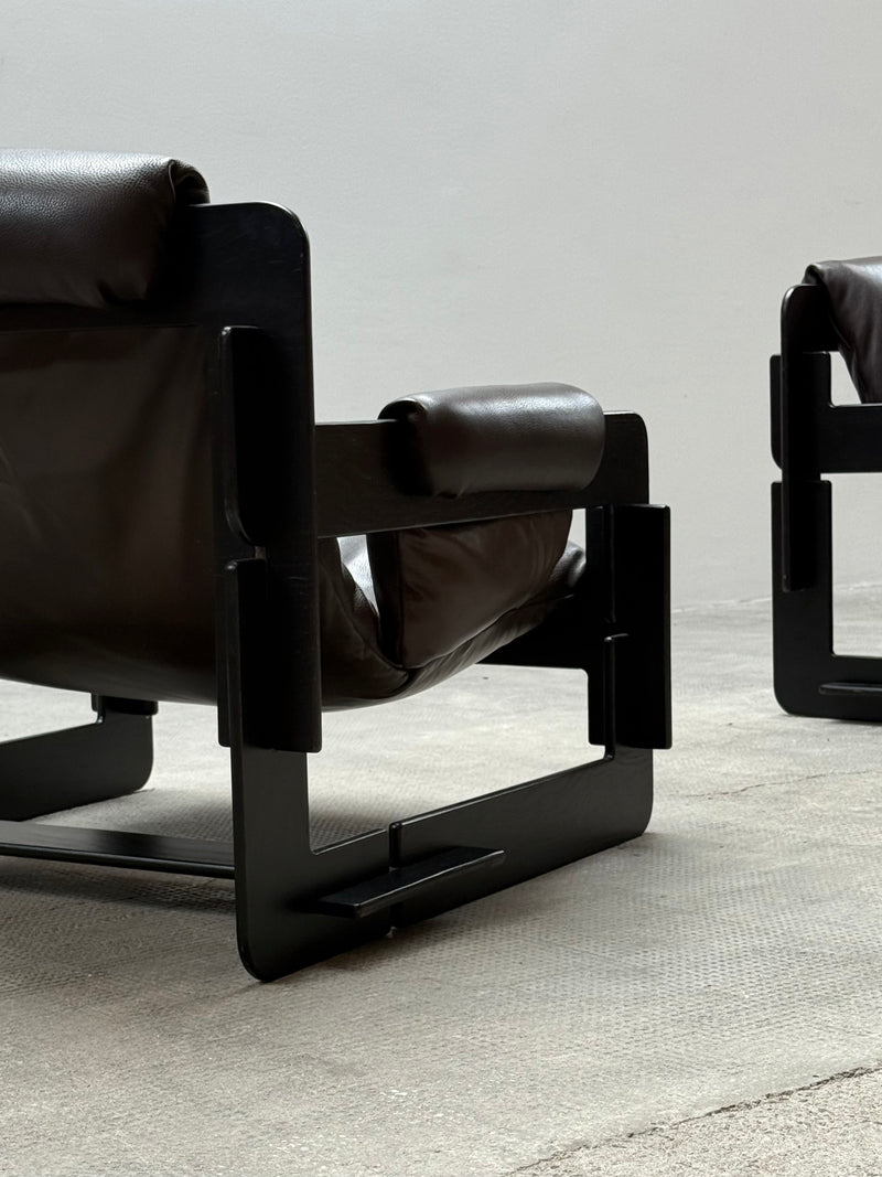 ARNE JACOBSEN FOR ASKO „ROVER“ ARMCHAIRS LEATHER ASH WOOD, FINLAND 1960s