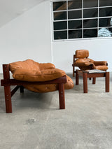 Percival Lafer MP-41 Set Sofa Sessel Ottoman Couchtisch Cognac Leder, Brasilien 1970er Jahre