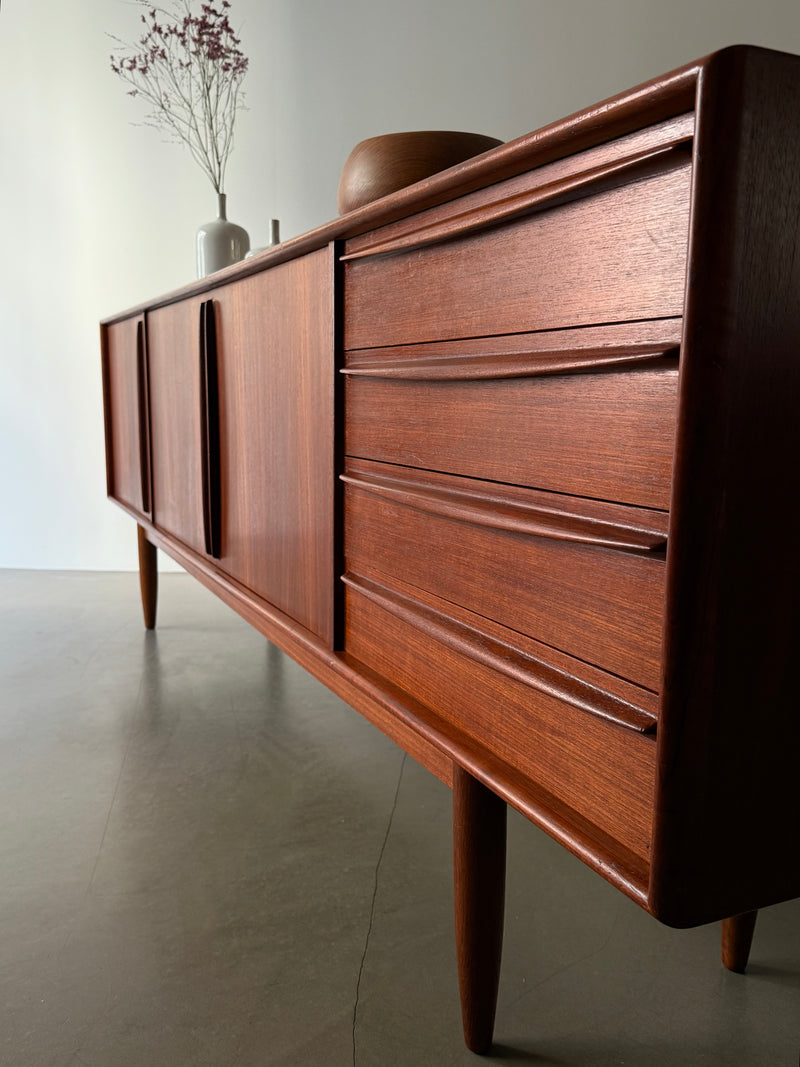 Svend A. Madsen für Falster Mobelfabrik Teak Holz Sideboard, Dänemark 1960er Jahre