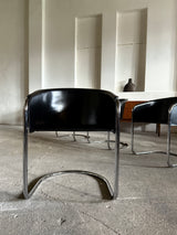 SET OF 4 ARRBEN „PAMELA“ CANTILEVER CHAIRS IN BLACK SADDLE LEATHER & TUBULAR STEEL, ITALY 1980s