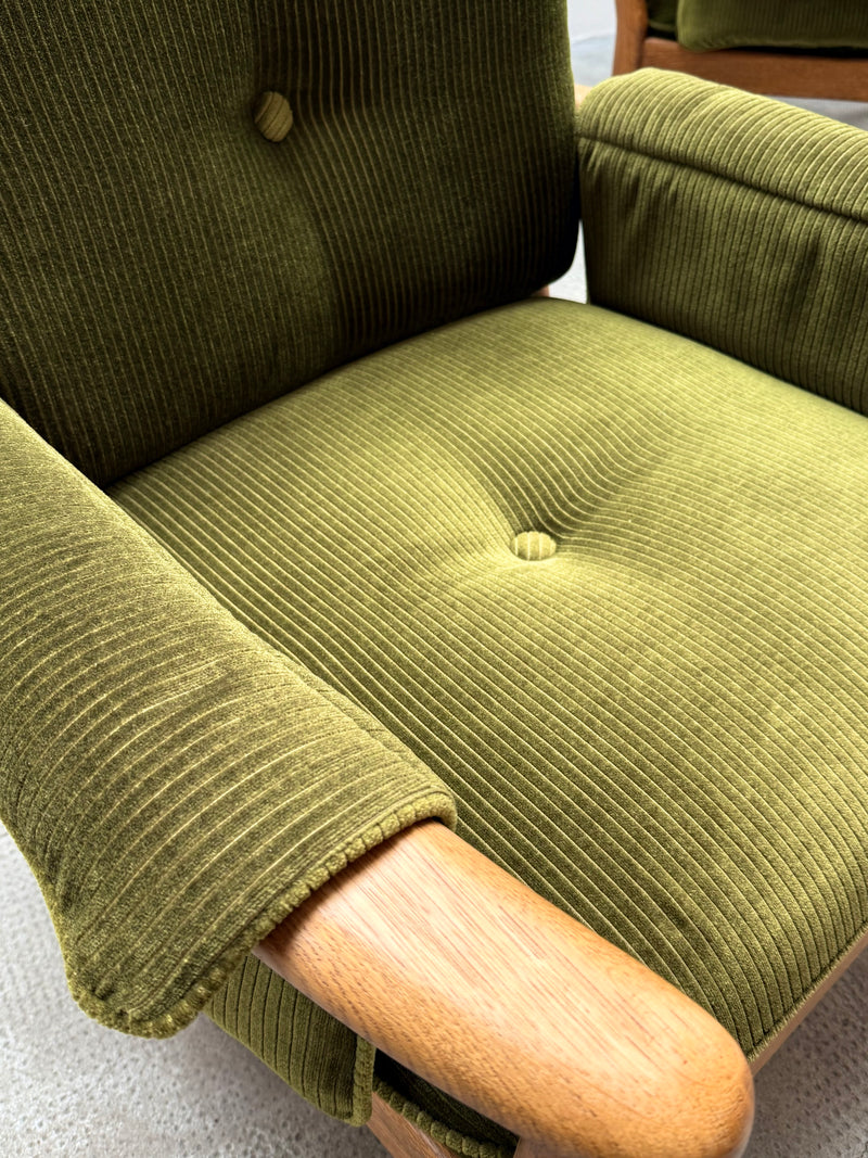 WILHELM KNOLL MODULAR ARMCHAIR COFFEE TABLE SET OAK GREEN VELVET CORDUROY, GERMANY 1960S