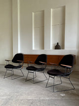 CEES BRAAKMAN & ADRIAAN DECKER FOR PASTOE „FM06“ WIRE CHAIRS TEAK ARMREST VELVET CORDUROY, NETHERLANDS 1950s