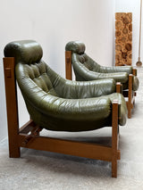 SET OF 2 GRAFTON EVEREST ARMCHAIRS OAK & GREEN LEATHER, SOUTH AFRICA 1970s
