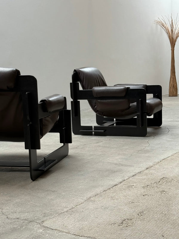 ARNE JACOBSEN FOR ASKO „ROVER“ ARMCHAIRS LEATHER ASH WOOD, FINLAND 1960s