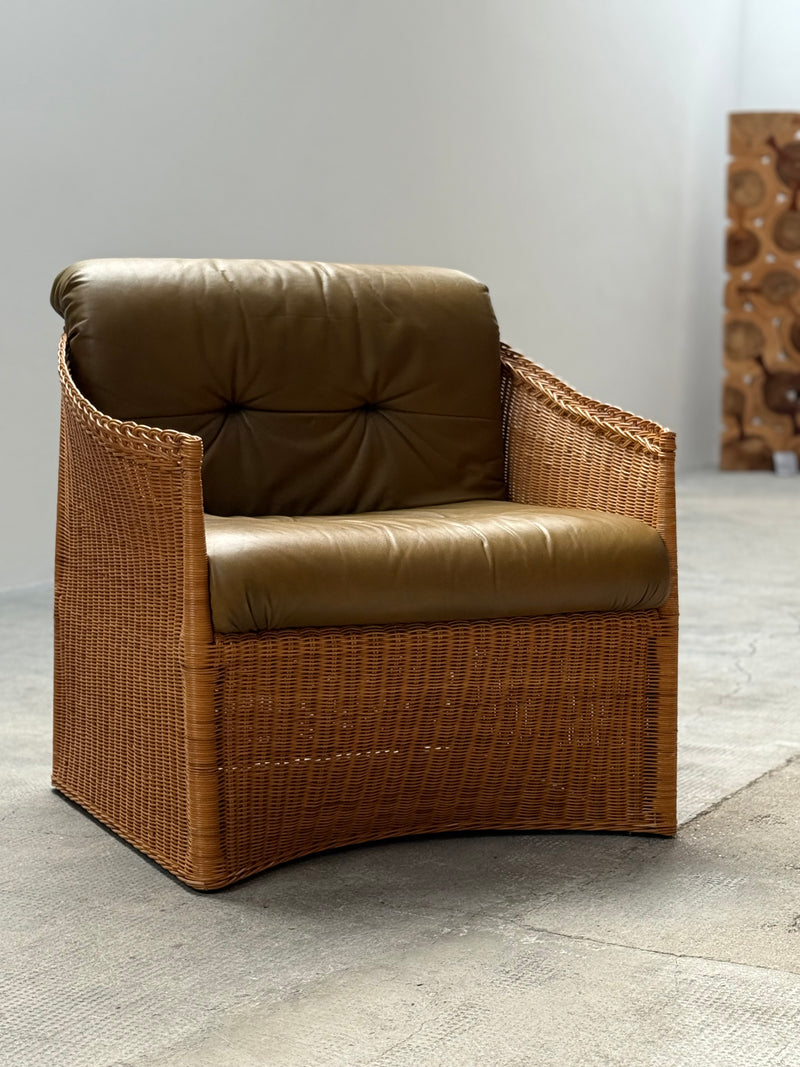 SET OF 2 RATTAN ARMCHAIRS WITH GREEN LEATHER CUSHIONS, FRANCE 1960s