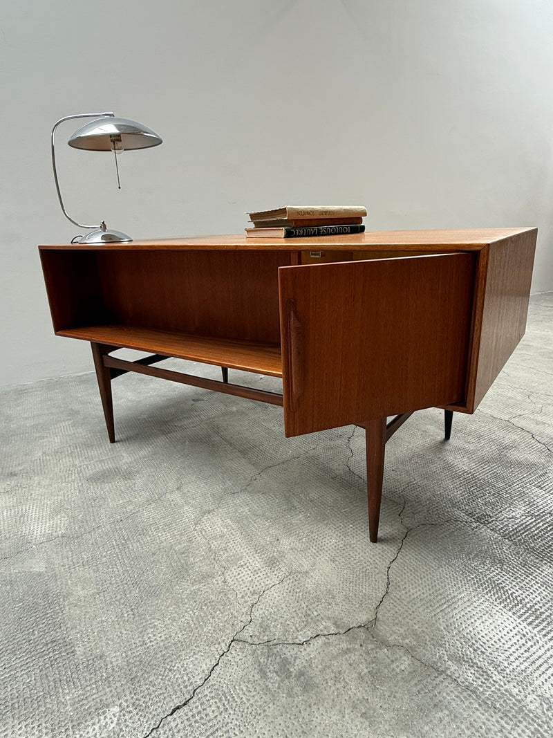 HEINRICH RIESTENPATT RT200 DESK TEAK WOOD, GERMANY 1960s