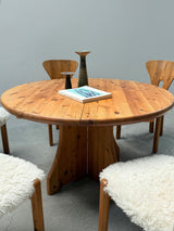 NIELS KOEFOED DINING TABLE & 6 CHAIRS PINE SHEEP, DENMARK 1980s