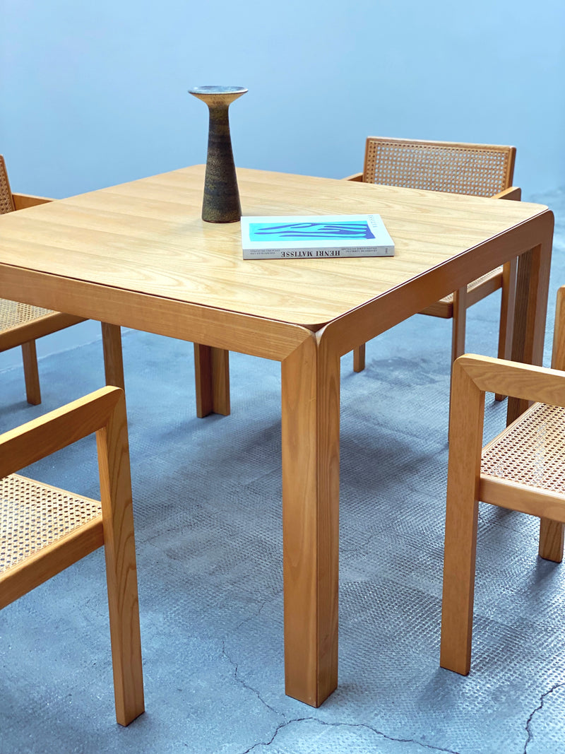 DERK JAN DE VRIES FOR MAISA DE SEVESO DINING TABLE & 4 CHAIRS SET ASH WOOD RATTAN, ITALY 1970S