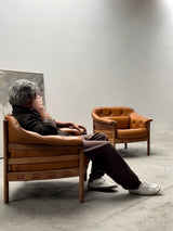 SET OF 2 SVEN ELLEKAER FOR COJA ARMCHAIRS LEATHER WOOD, NETHERLANDS 1960s