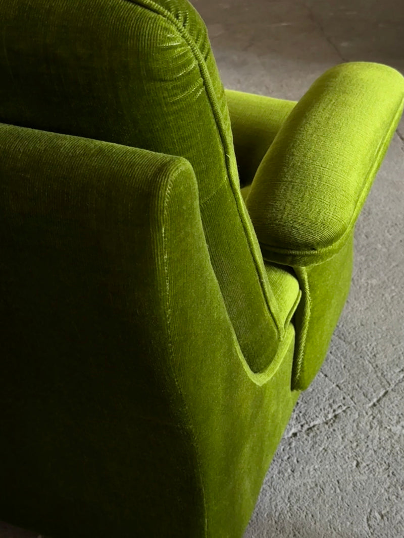 GREEN VELVET FUTURISM SPACE AGE ARMCHAIRS, GERMANY 1970s