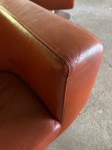 SET OF 2 JEFFREY BERNETT FOR B&B ITALIA „TULIP“ SWIVEL ARMCHAIRS IN LEATHER & STEEL, ITALY 2000s