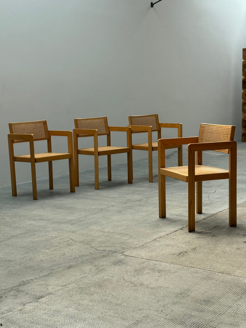 DERK JAN DE VRIES FOR MAISA DE SEVESO DINING TABLE & 4 CHAIRS SET ASH WOOD RATTAN, ITALY 1970S