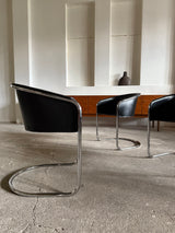 SET OF 4 ARRBEN „PAMELA“ CANTILEVER CHAIRS IN BLACK SADDLE LEATHER & TUBULAR STEEL, ITALY 1980s