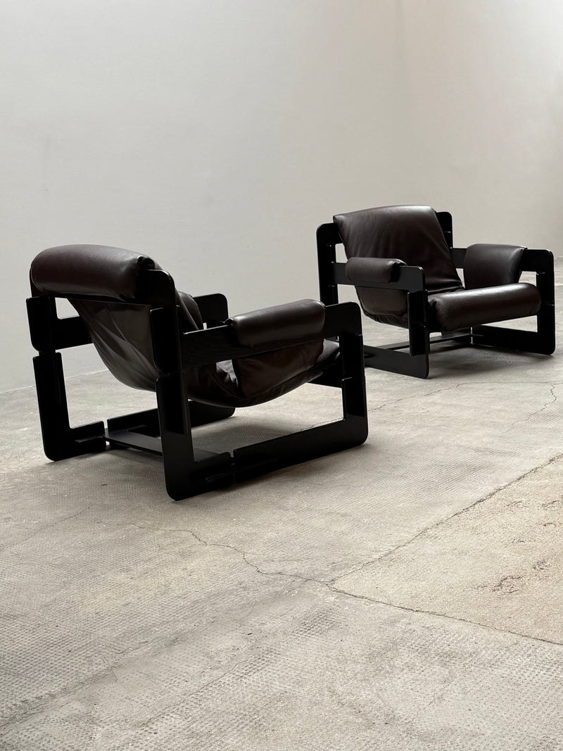 ARNE JACOBSEN FOR ASKO „ROVER“ ARMCHAIRS LEATHER ASH WOOD, FINLAND 1960s
