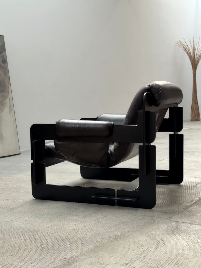 ARNE JACOBSEN FOR ASKO „ROVER“ ARMCHAIRS LEATHER ASH WOOD, FINLAND 1960s