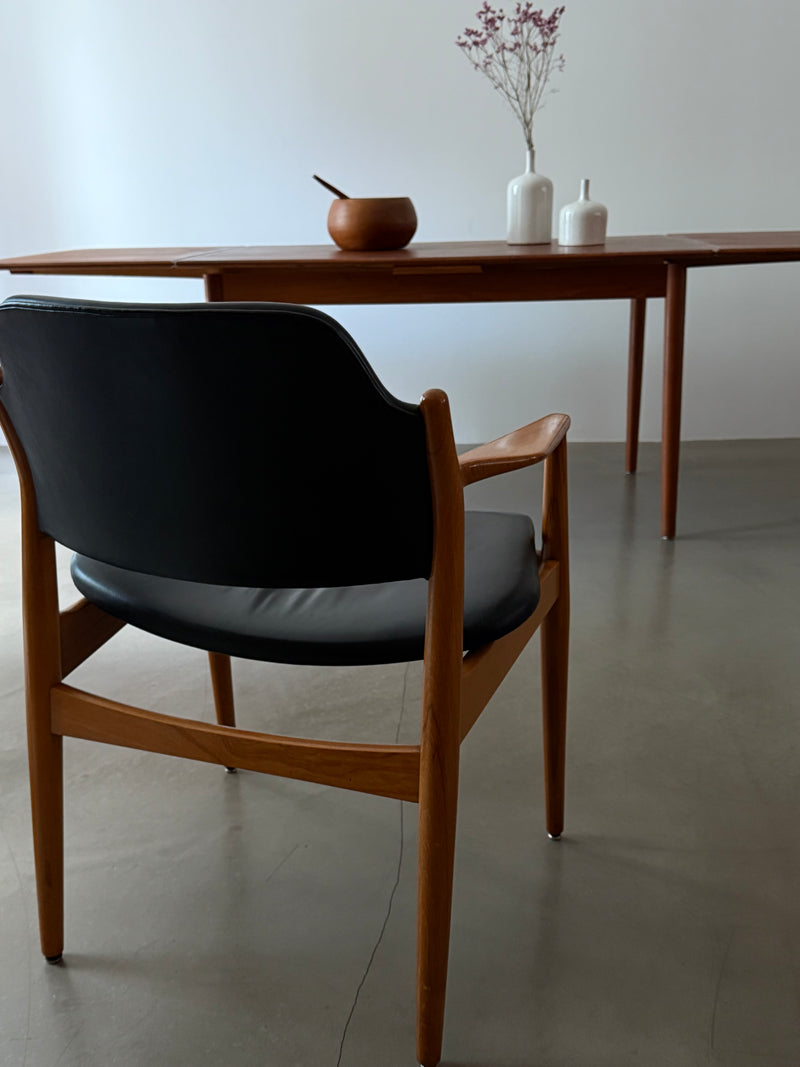 ARNE VODDER FOR SIBAST MØBLER TEAK LEATHER ARMCHAIRS „62A“, DENMARK 1960S