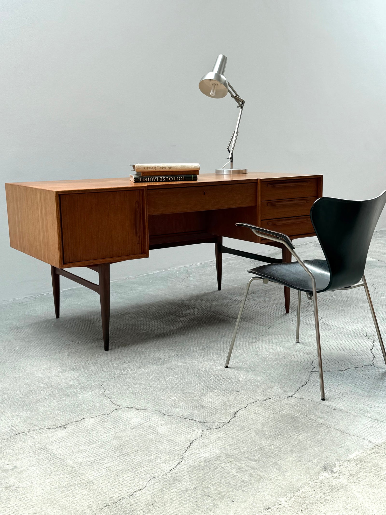 HEINRICH RIESTENPATT RT200 DESK TEAK WOOD, GERMANY 1960s – Ustaiko