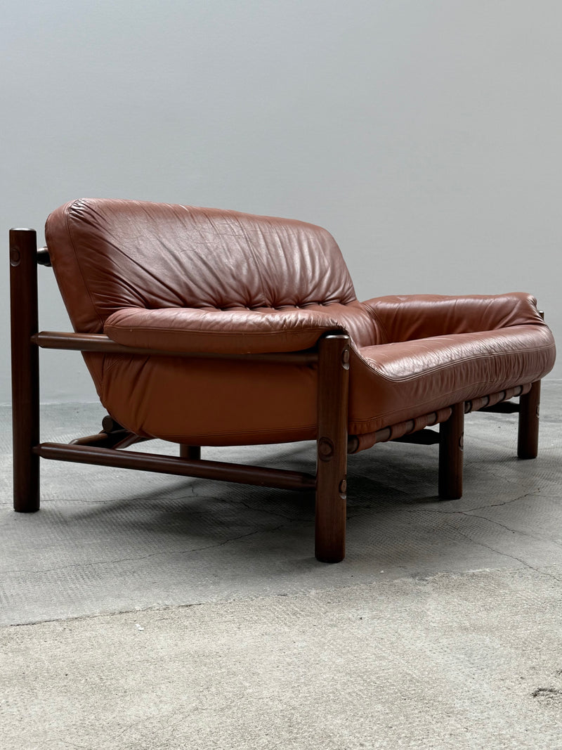 BRAZILIAN 2-SEATER SOFA LEATHER OAK, 1970S