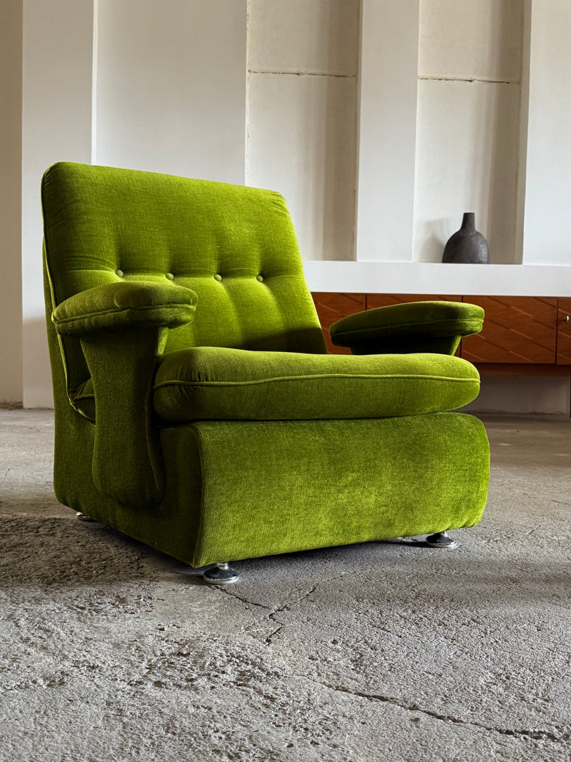 GREEN VELVET FUTURISM SPACE AGE ARMCHAIRS, GERMANY 1970s