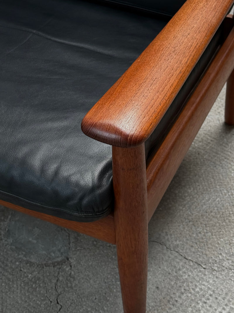 WILHELM KNOLL TEAK WOOD LEATHER BLACK ARMCHAIRS & 2-SEATER SOFA, GERMANY 1960s