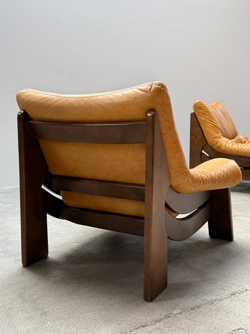 MAISON REGAIN LEATHER OAK ARMCHAIRS & SOFA, FRANCE 1970s