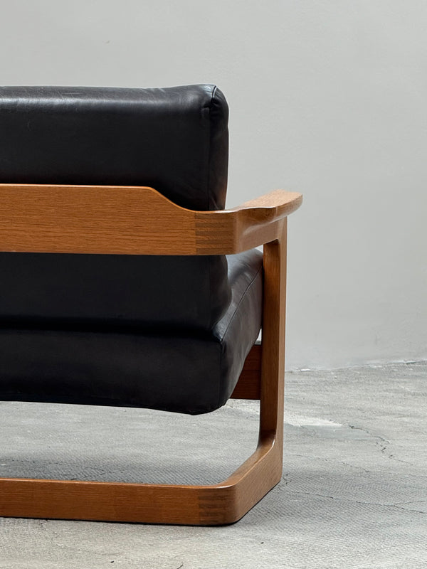 CANTILEVER ARMCHAIR IN THE STYLE OF LOU HEDGES TEAK LEATHER, 1970s