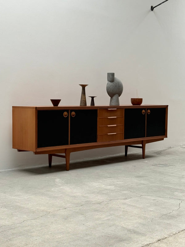 FRISTHO FRANEKER TEAK LEATHER SIDEBOARD, NETHERLANDS 1960s