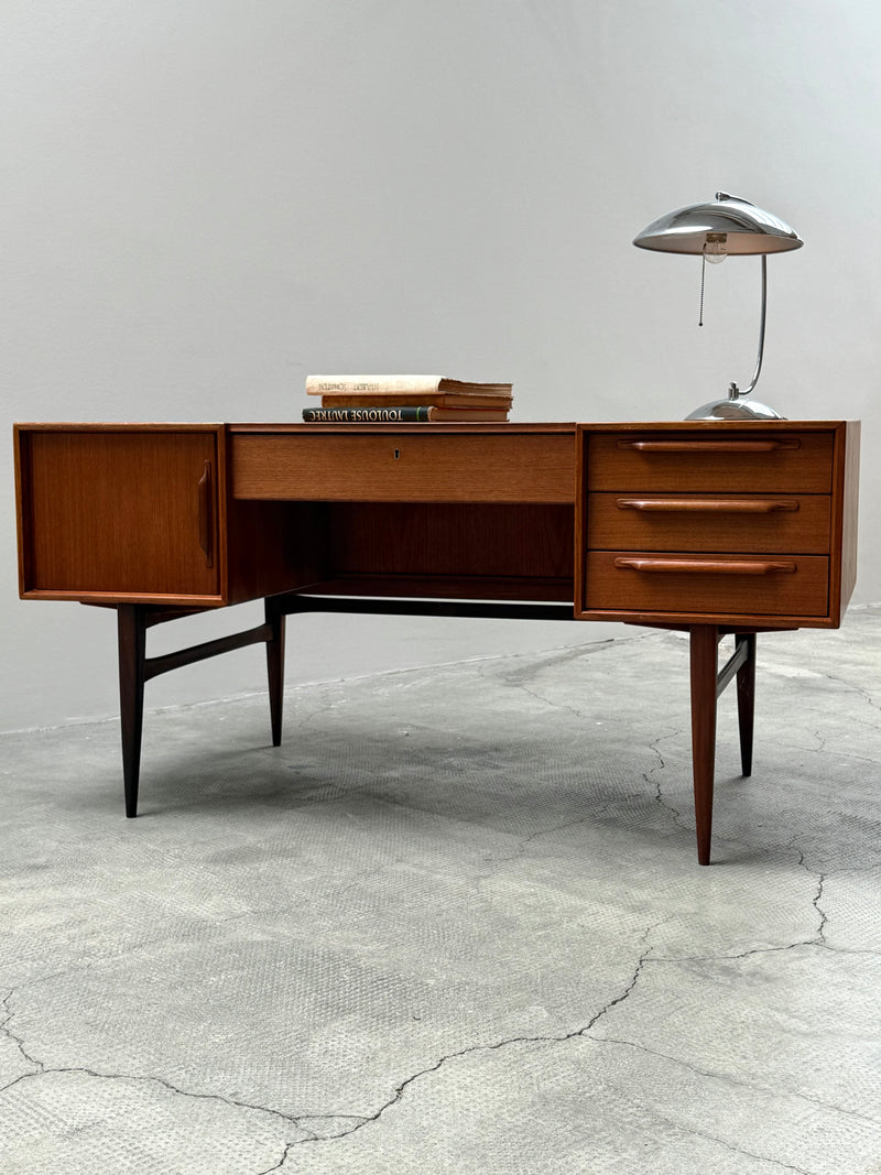 HEINRICH RIESTENPATT RT200 DESK TEAK WOOD, GERMANY 1960s