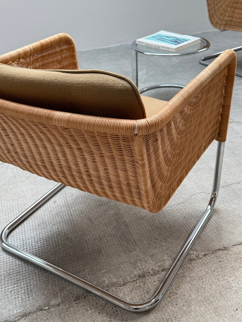 WILLIAM DUNKEL FOR TECTA „D44“ KRAGSTUHL CANTILEVER ARMCHAIRS RATTAN CHROME, GERMANY 1960s