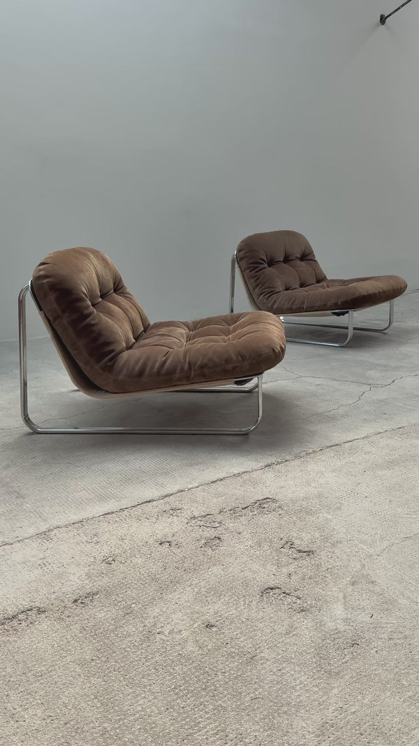 BROWN SUEDE & CANVAS LOUNGE CHAIRS IN CHROMED STEEL FRAME & COFFEE TABLE, 1960s